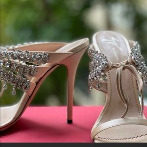 GIUSEPPE ZANOTTI SANDALS FOR WOMEN size 9